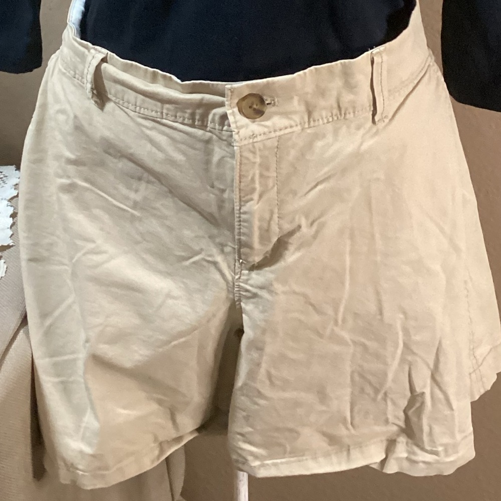 OLD NAVY CREAM SHORT SIZE 14 - Picture 6 of 15